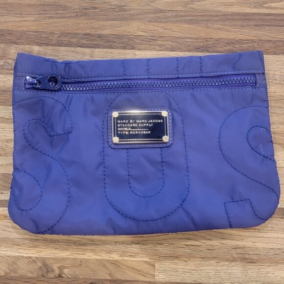 Marc by Marc Jacobs Purple Quilted Nylon Portfolio Clutch Purse/Travel Bag - Picture 1 of 13
